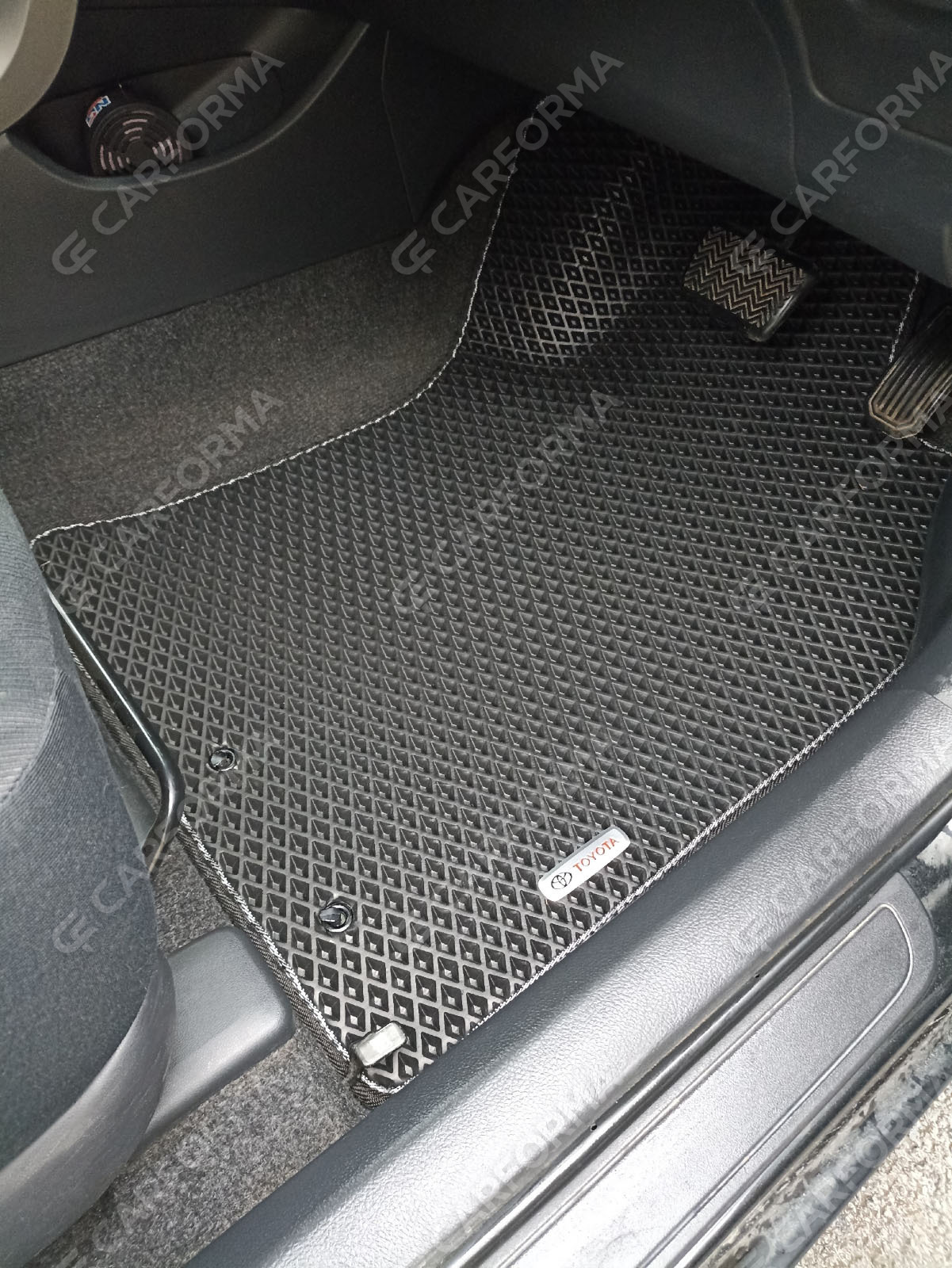 Коврики на Toyota Corolla Axio (E14) 2006&nbsp;-&nbsp;2012 в Балашихе