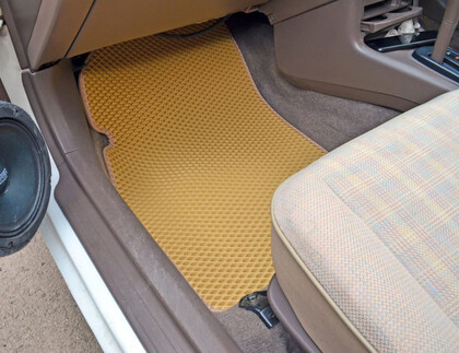 Коврики на Toyota Cynos (L50) 1995 - 1999 в Балашихе