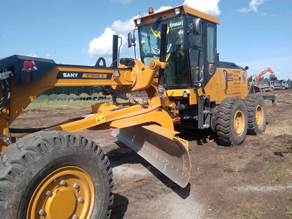 Ворсовые коврики на Спецтехника Автогрейдер SANY STG230C 8 AWD  в Балашихе