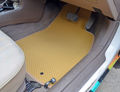 Коврики на Toyota Cynos (L50) 1995 - 1999 в Балашихе